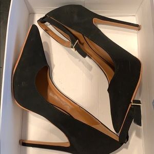 Shoe republic heels
